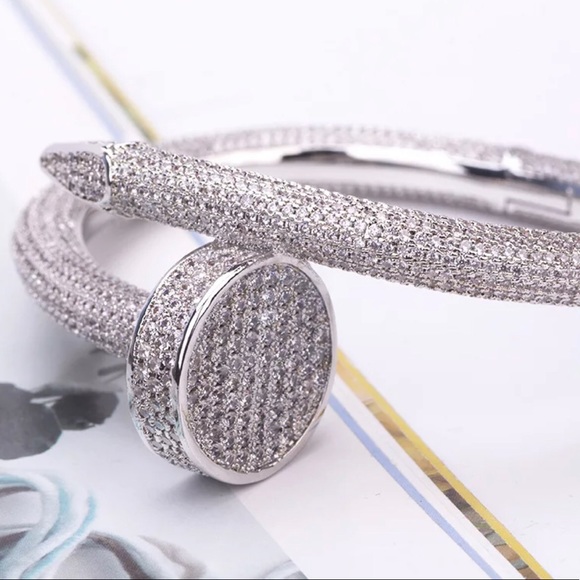 925 Sterling Silver ICEDOUT BLING NAIL HEAD BANGLE - Picture 13 of 16
